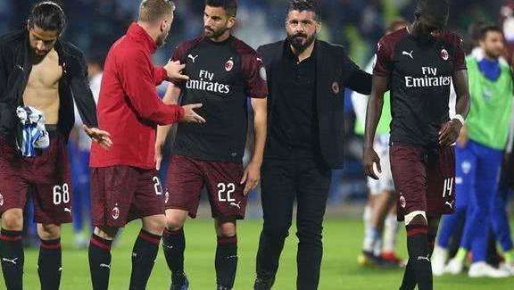 拉塞尔发ins祝贺诺里斯F1阿布扎比站夺冠