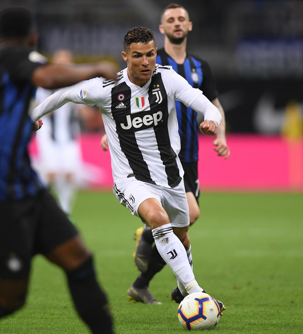 美因茨后卫科尔德甲生涯第9次染红，成德甲历史染红最多球员