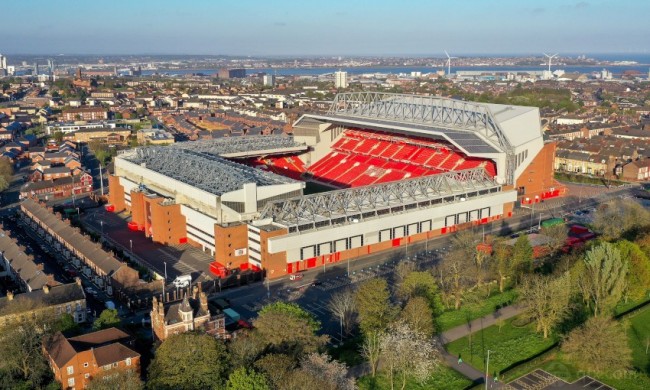 记者：尤文不考虑用K·图拉姆交换弗拉泰西，球员也希望留队（记者：尤文无意用K·图拉姆交换弗拉泰西，当事球员亦倾向留队）