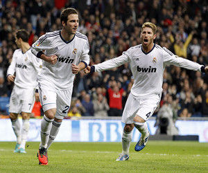 马内本场6脚射正，创非洲杯2010年以来球员单场射正纪录（马内单场6次射正，刷新2010年以来非洲杯个人射正纪录）