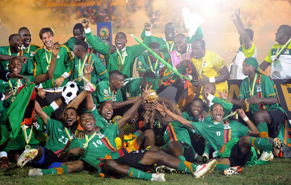 罗德里戈在皇马遭遇困境，状态低迷，被放弃，可能转会至其他球队。