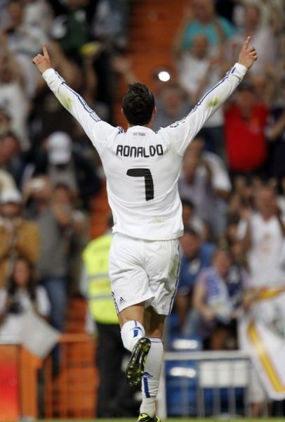 拉斯维加斯见！魔术&尼克斯率先晋级会师半决赛