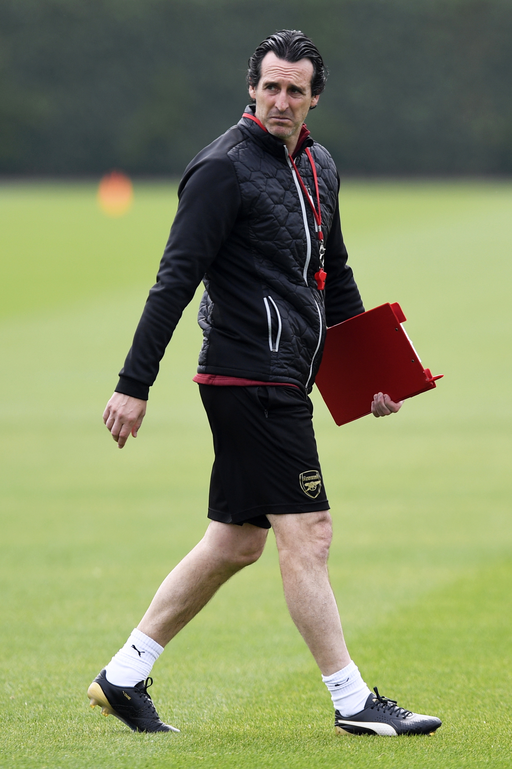 应对罢训风波，乌干达足协重金悬赏国家队，全力备战非洲杯（乌干达足协重金激励国家队，力解罢训风波备战非洲杯）